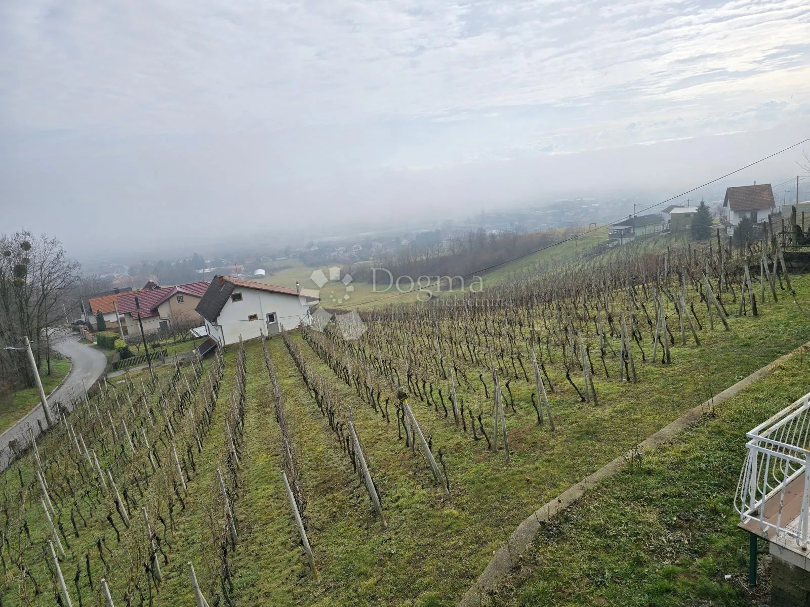 kuća u vinici - kraljica pogleda - slika 45
