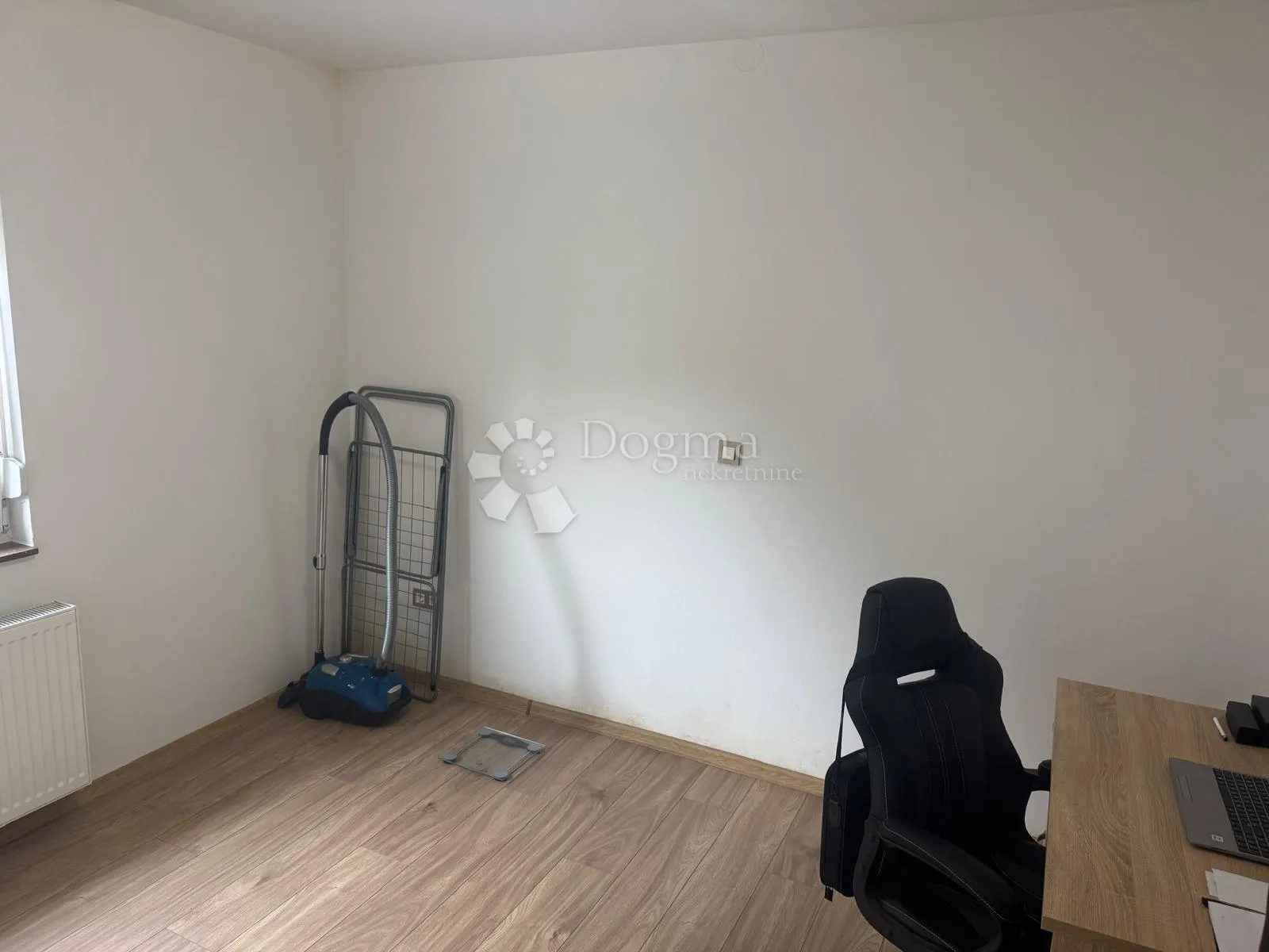 kuća s dva stana + mogućnost trećeg stana – ivanić-grad - slika 9