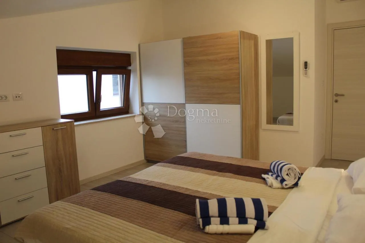 stan na 2. katu (pogled more) - 350m od mora - slika 12