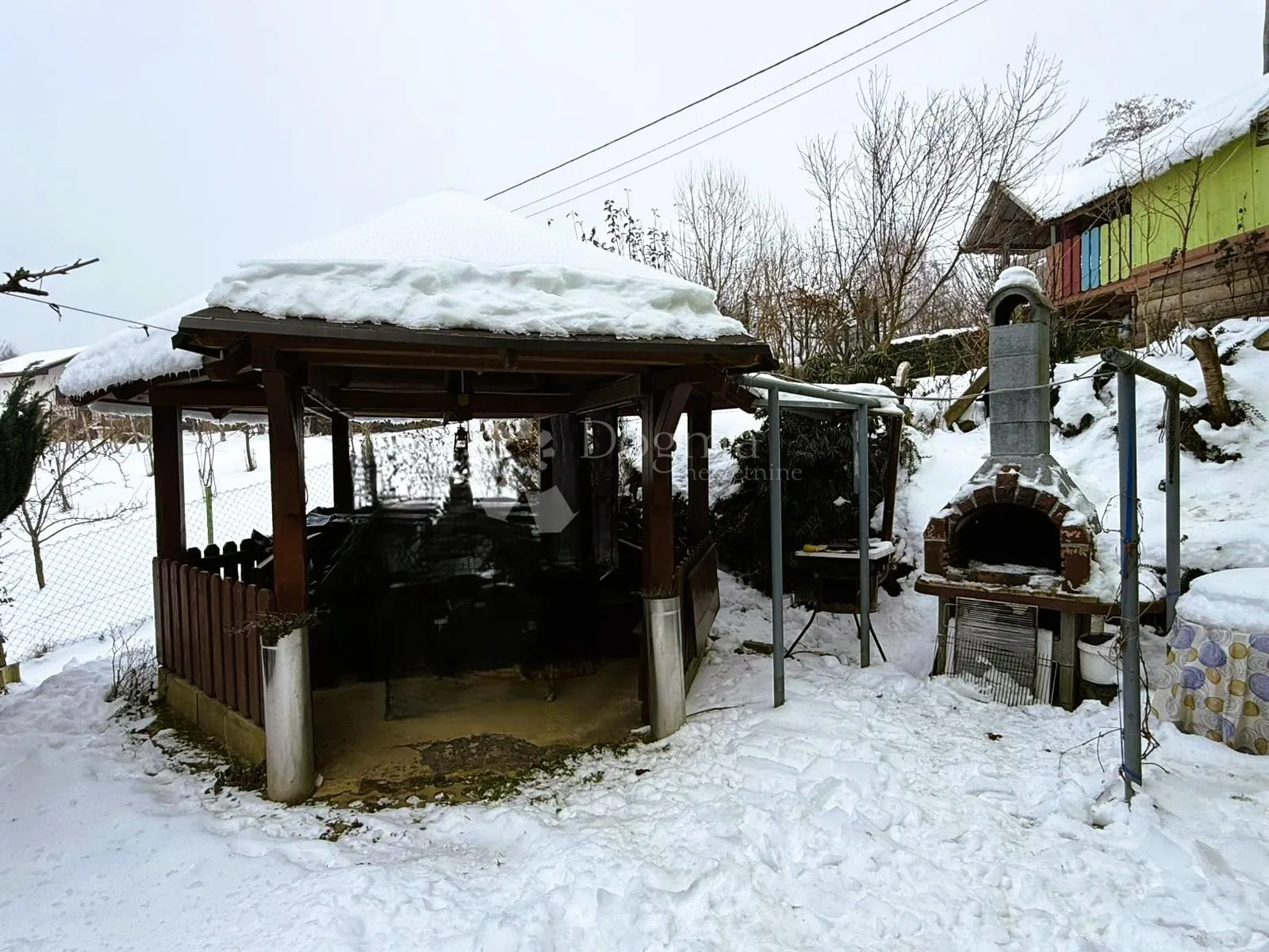 topli dom u zagrljaju prirode - šarmantna kuća u grkaveščaku - slika 14