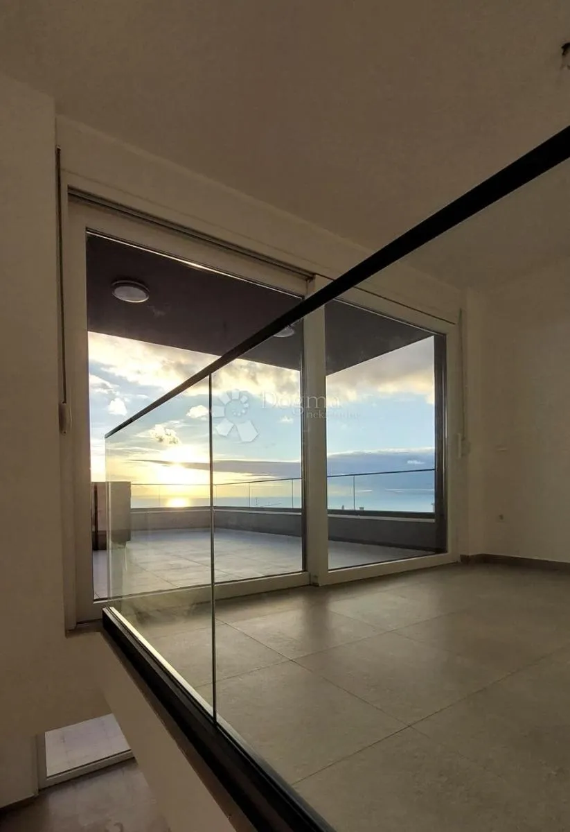 novi stan s pogledom na more - prilika! - slika 2