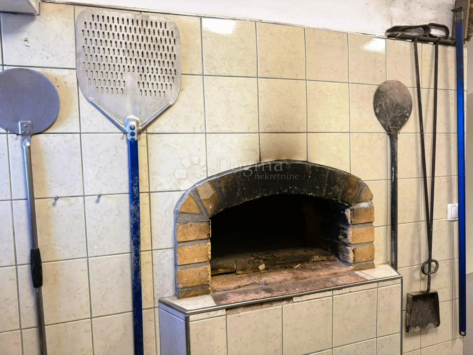 restoran, pizzeria ili event dvorana? ovaj prostor ima sve što trebate! - slika 17