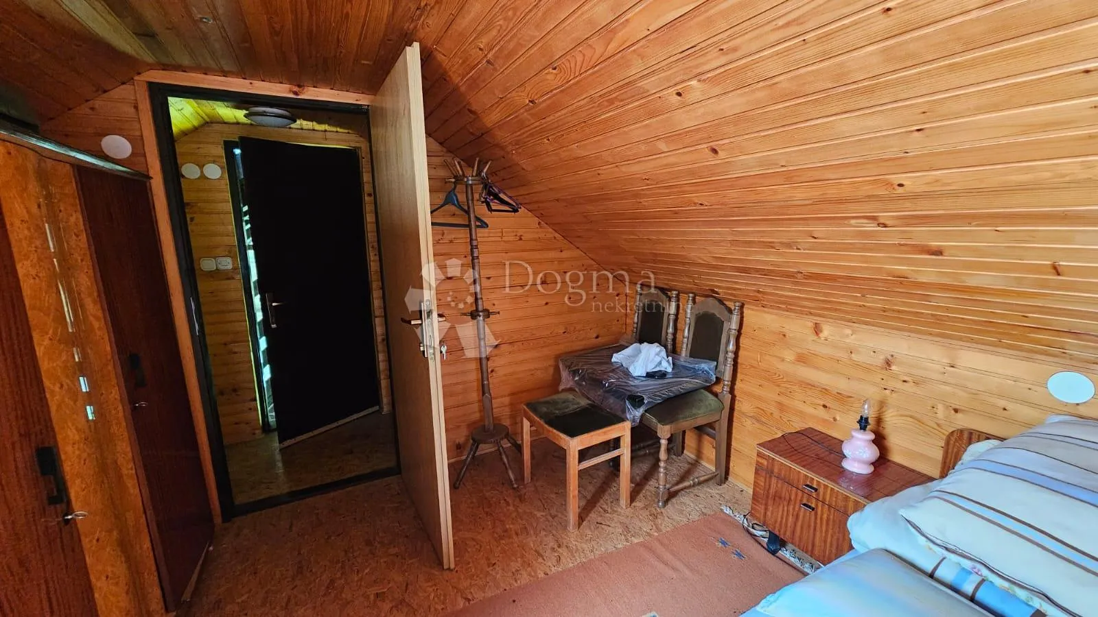 dvije kuće s pogledom u vrtlinovcu - slika 54