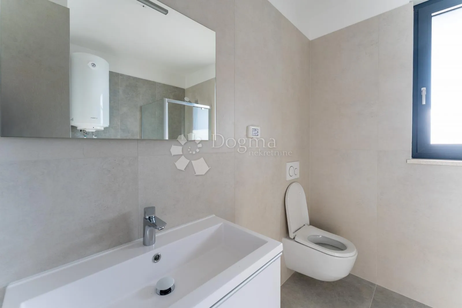 ekskluzivni stan u novogradnji, 120m2 - slika 15