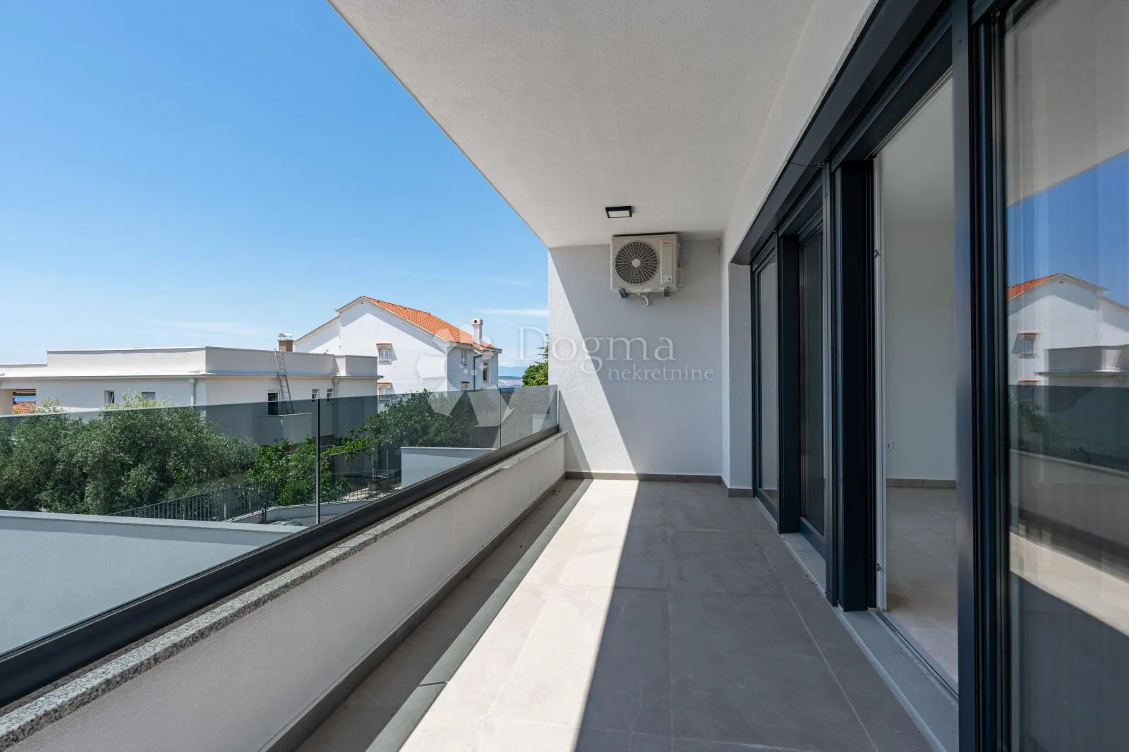 luksuzni app u novogradnji 152m2 s bazenom i okućnicom 180m2 - slika 13