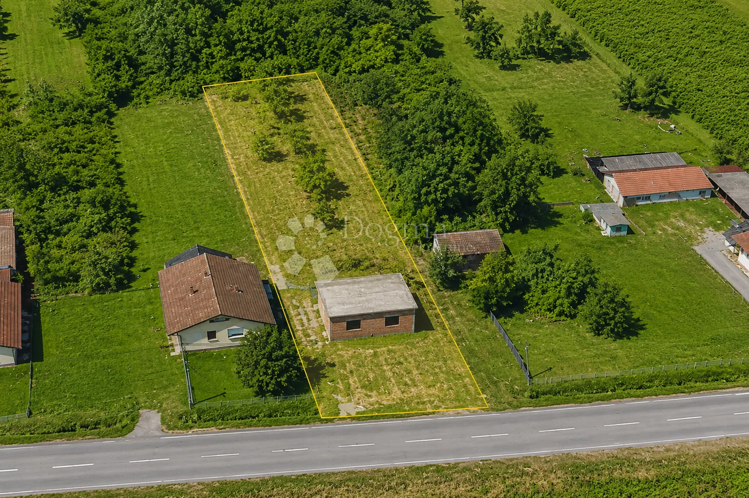Građevinska parcela s rohbau objektom u Kusonjama - Kusonje, Pakrac