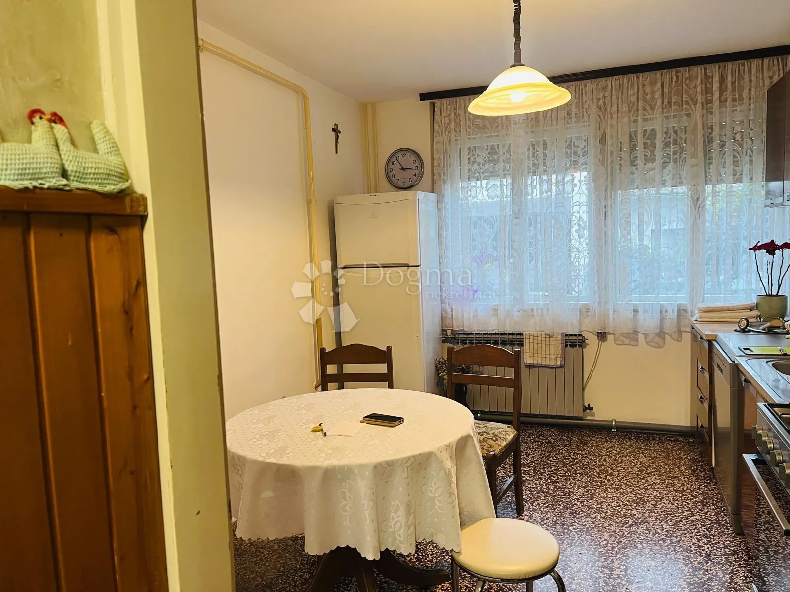 dubrava, kuća 250m2 za najam radnika! - slika 4