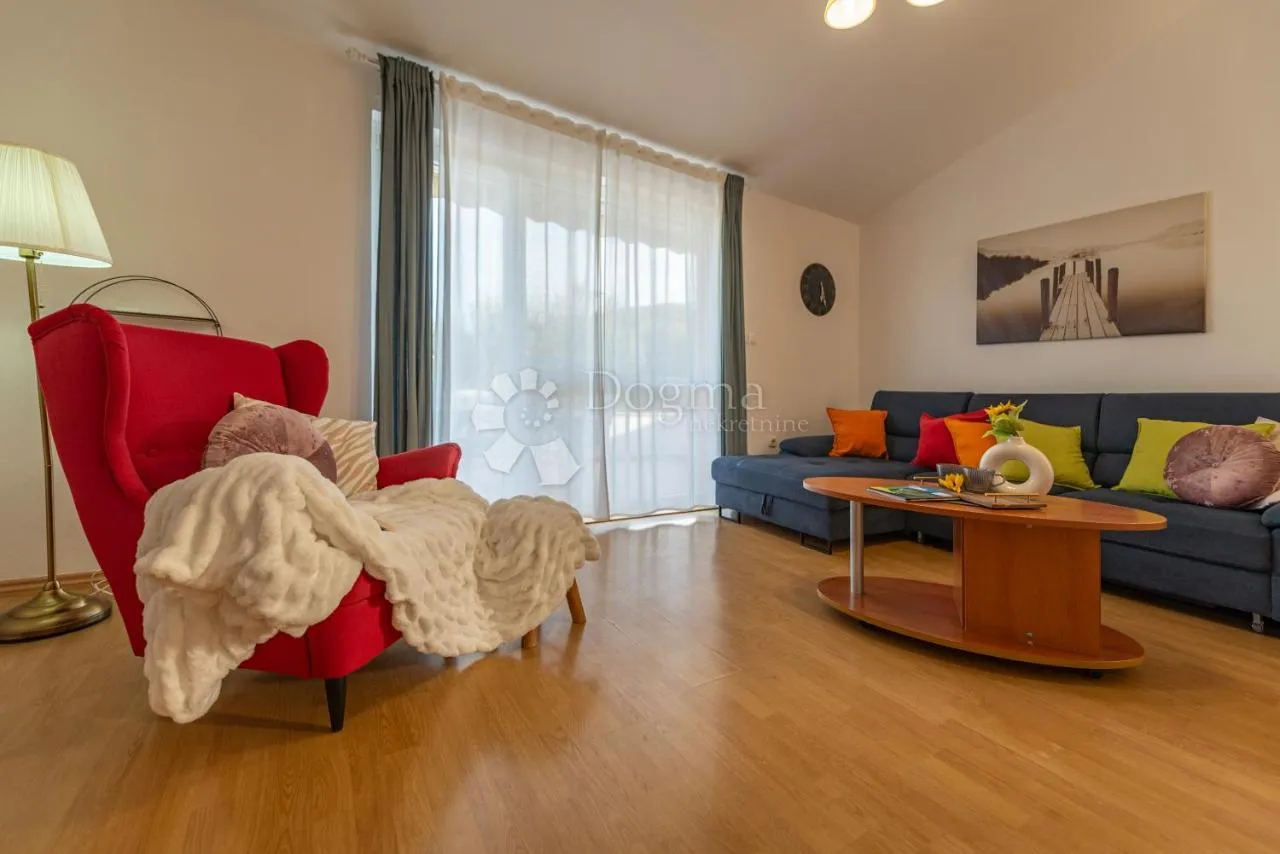 predivna mediteranska vila s bazenom na otoku pašmanu - slika 28
