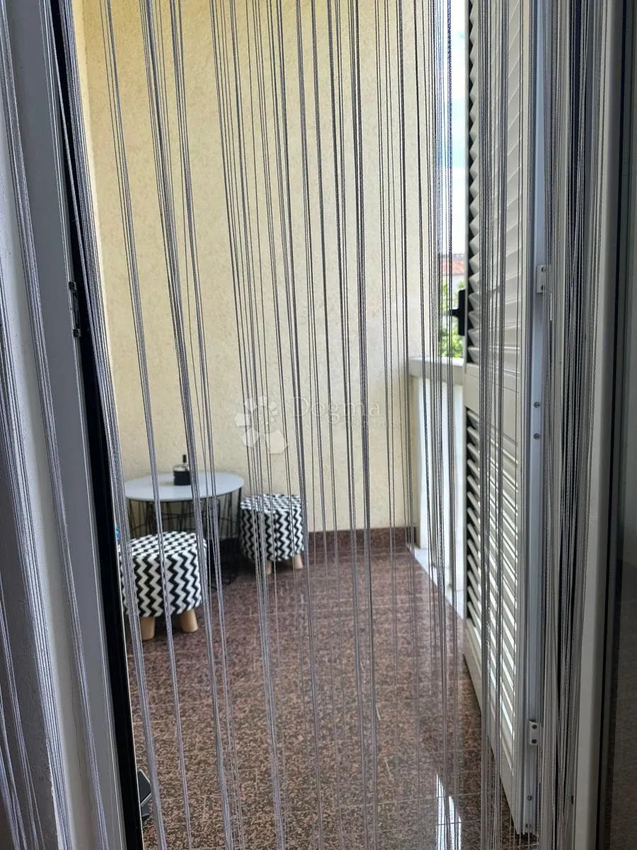 vodice – kuća s 6 apartmana blizu mora - slika 34