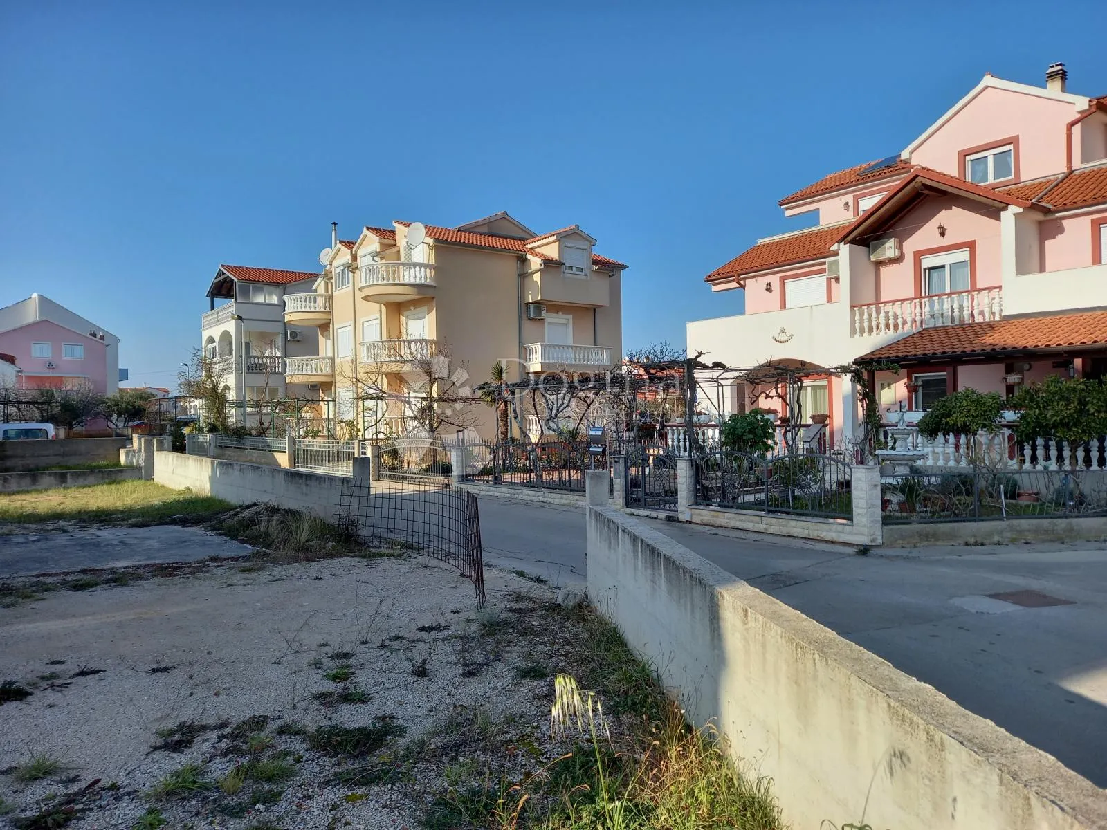vodice - kuća 800 m2 odlična prilika - slika 20