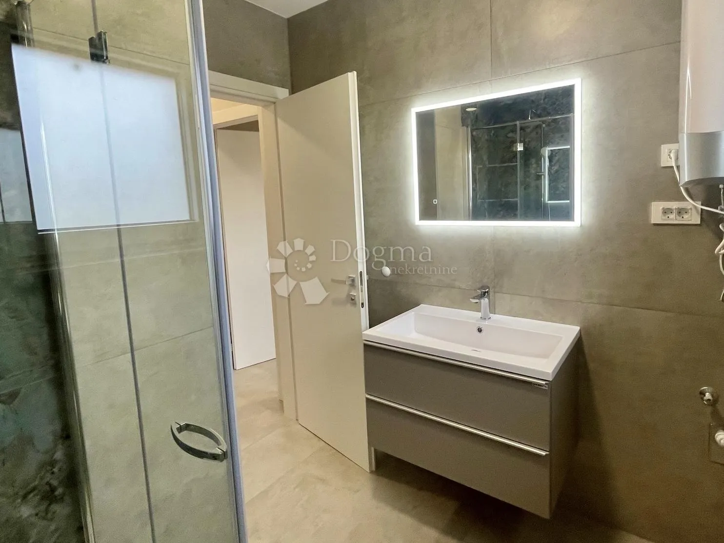 privlaka - apartman na 1. katu s pogledom na more - slika 9