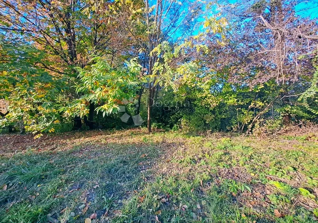 ZAGREB - PERJAVICA - građevinsko zemljište 640 m2