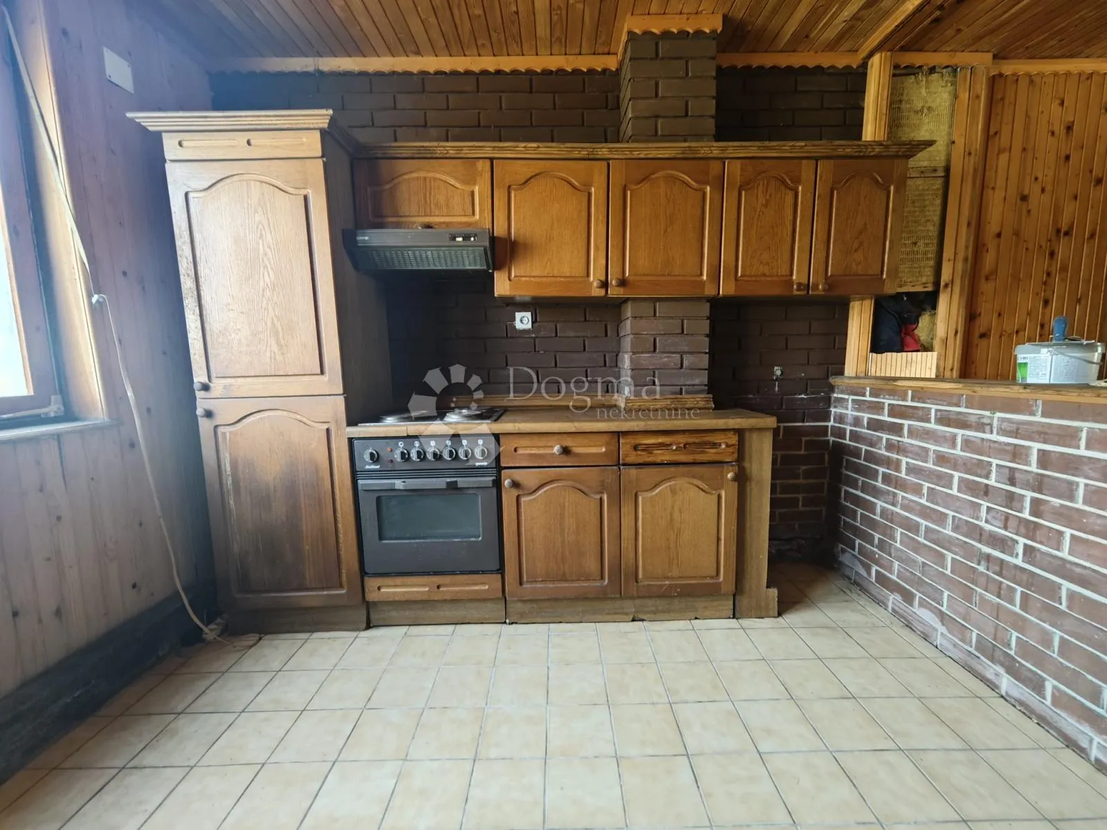 mir, priroda i velika okućnica – kuća u podrutama - slika 8