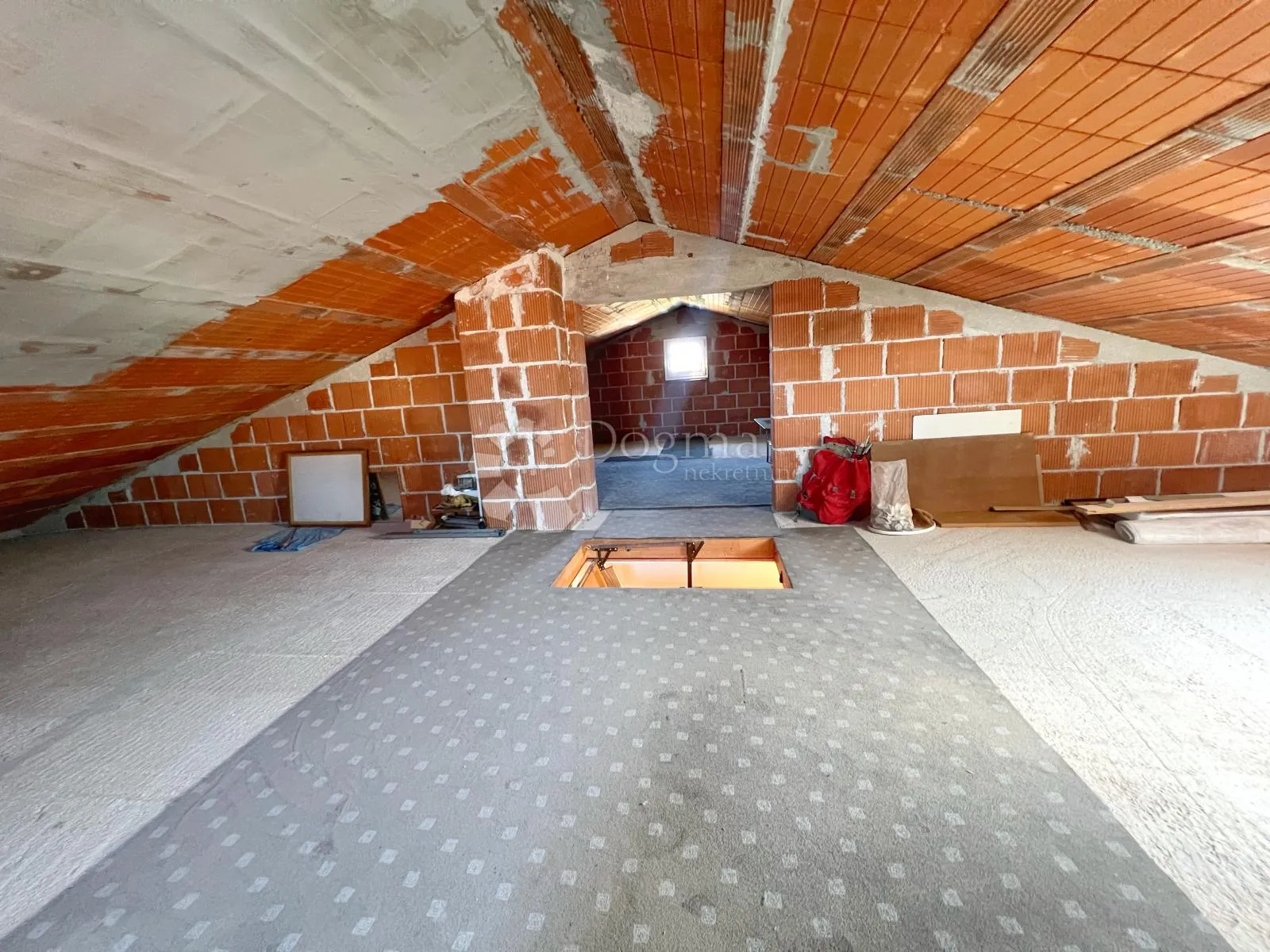spuštena cijena!!!fažana, okolica! lijepa kuća sa dva stana - slika 19