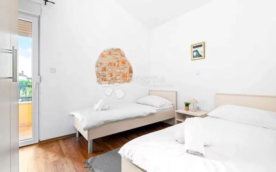 mediteranska vila rustikalnog šarma, 238 m² - slika 8