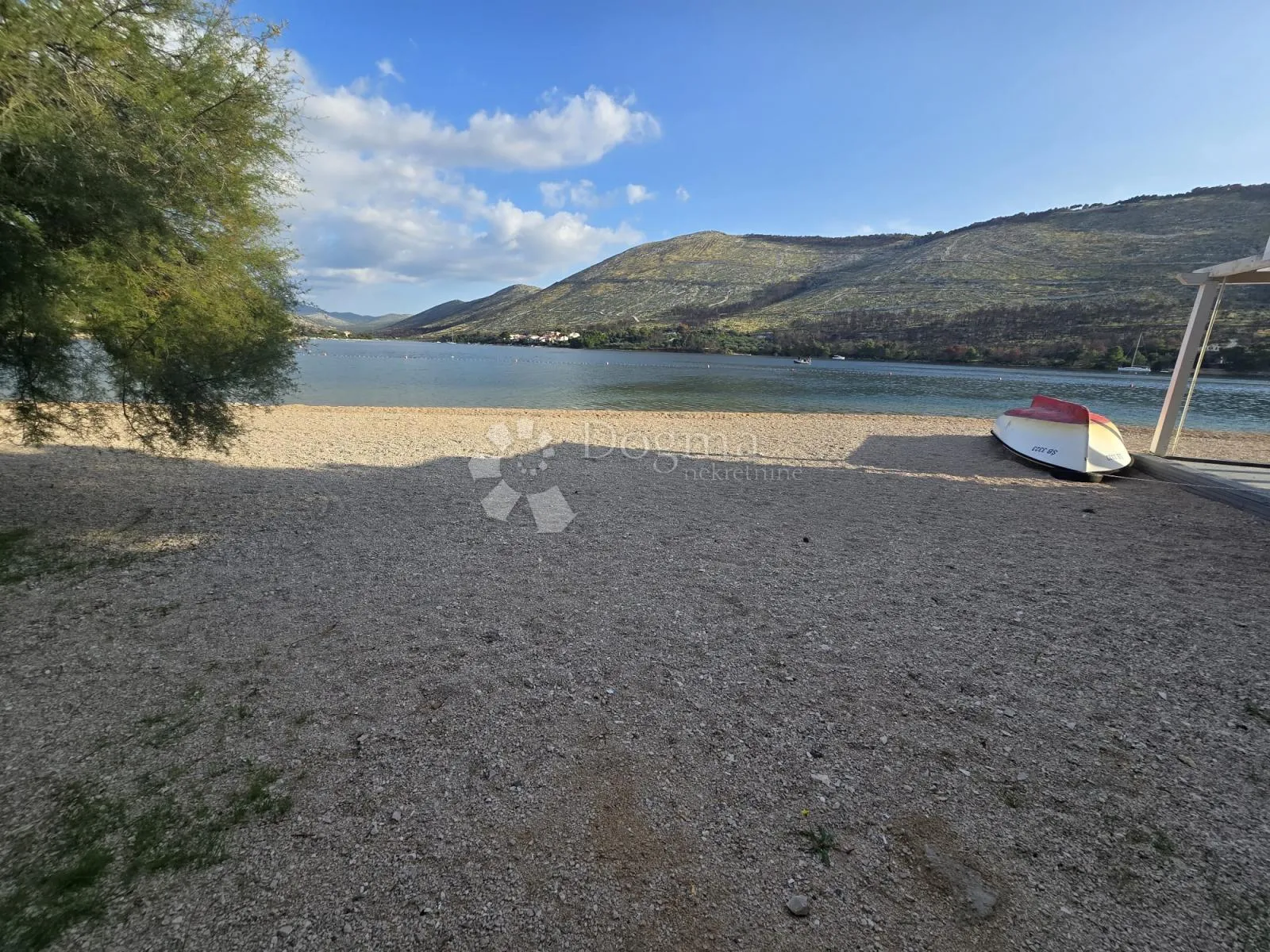 grebaštica- kuća na jedinstvenoj lokaciji prvi red do mora - slika 34