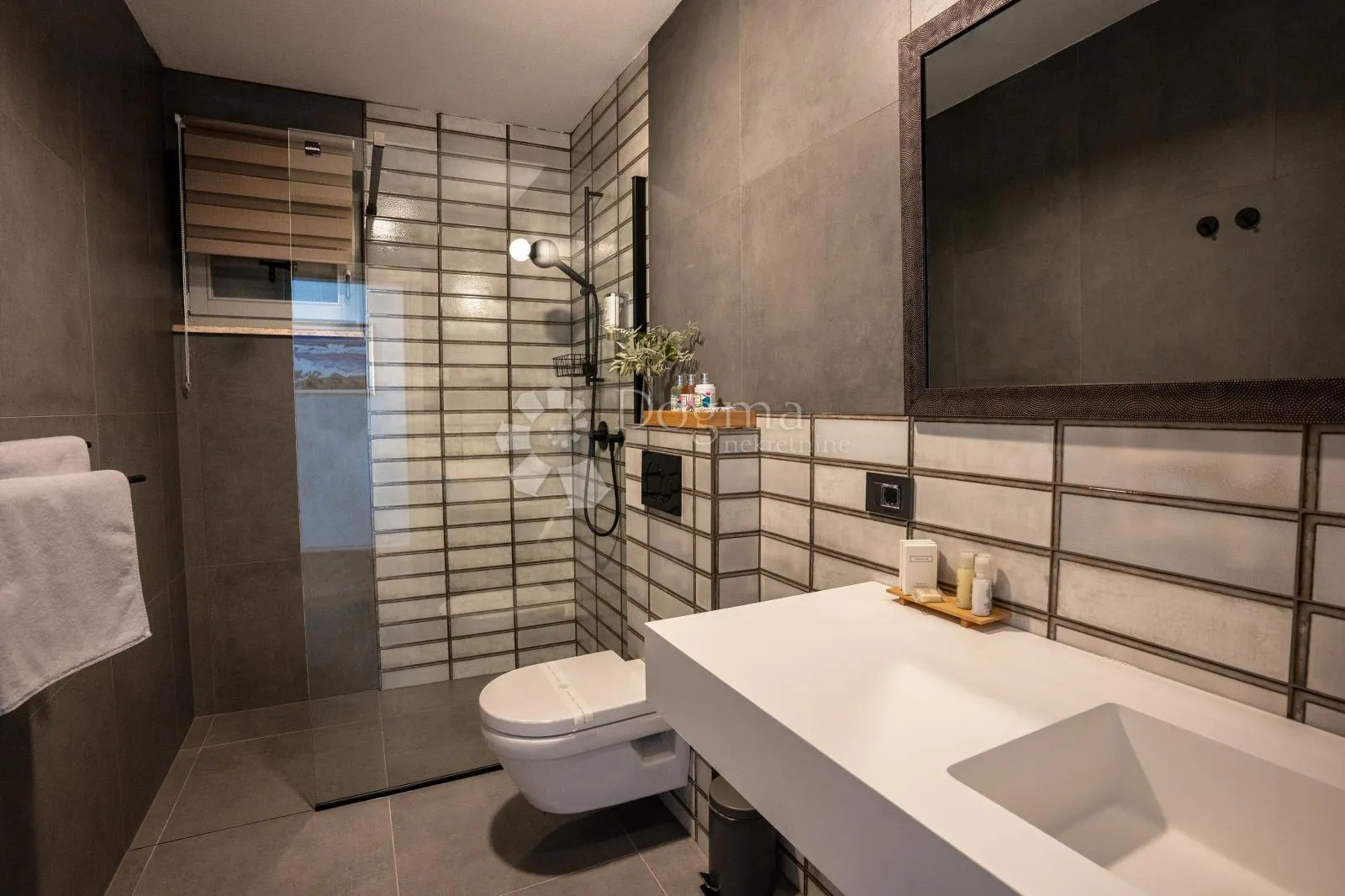 renomirani restoran s boutique hotelom na brežuljku - slika 17