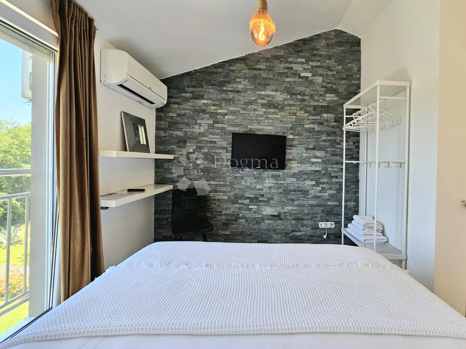 apartmanska kuća (4 jedinice) spremna za turizam - slika 40