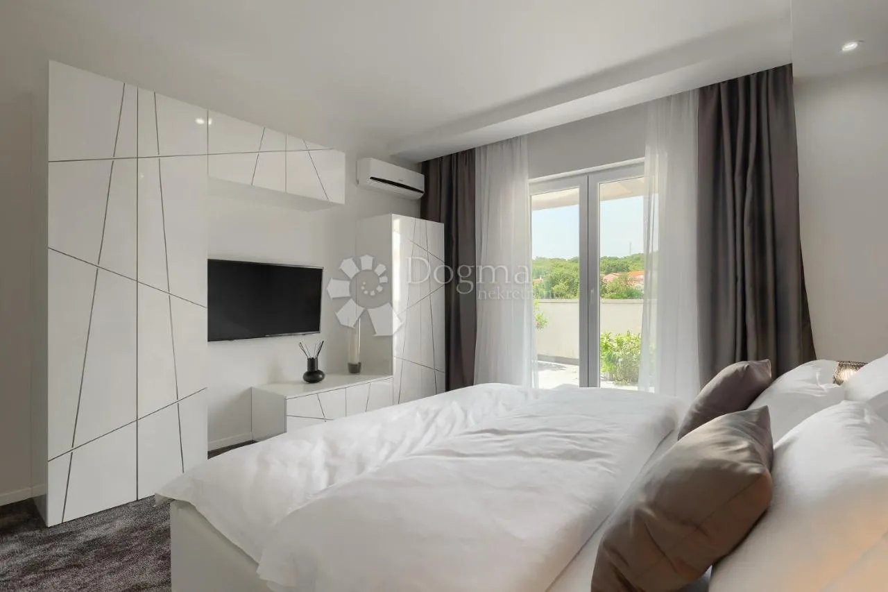 vila sa vlastitim wellness centrom u rovinju - slika 41
