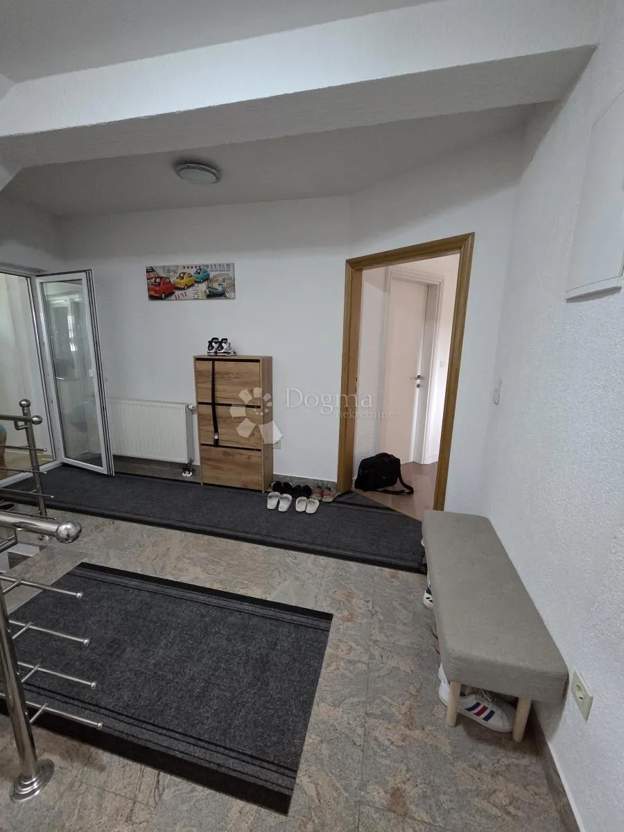 odlična kuća za prodaju sa poslovnim prostorom sesvete, kraljevački novaki - slika 28