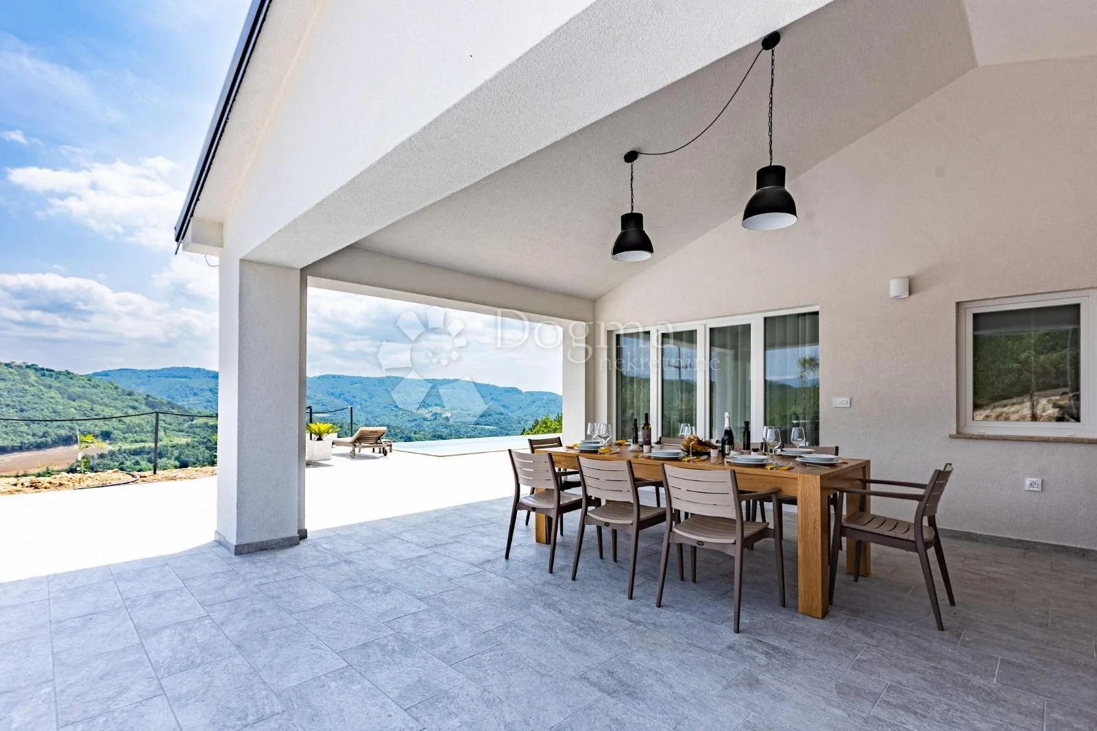 luksuzna villa na osami - slika 20