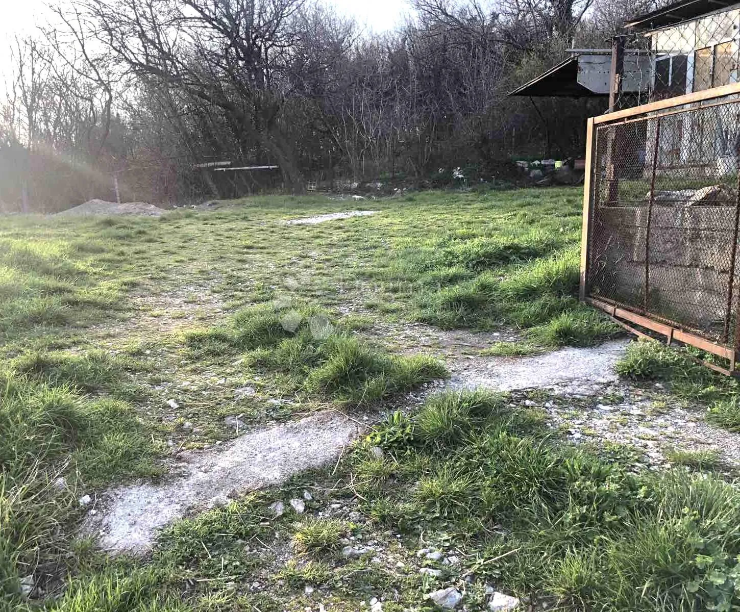 hreljin kuća s velikom okućnicom - slika 14