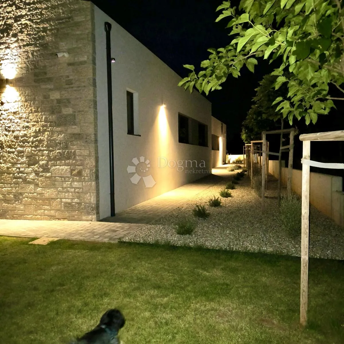 luksuzna villa u okolici rovinja - slika 12