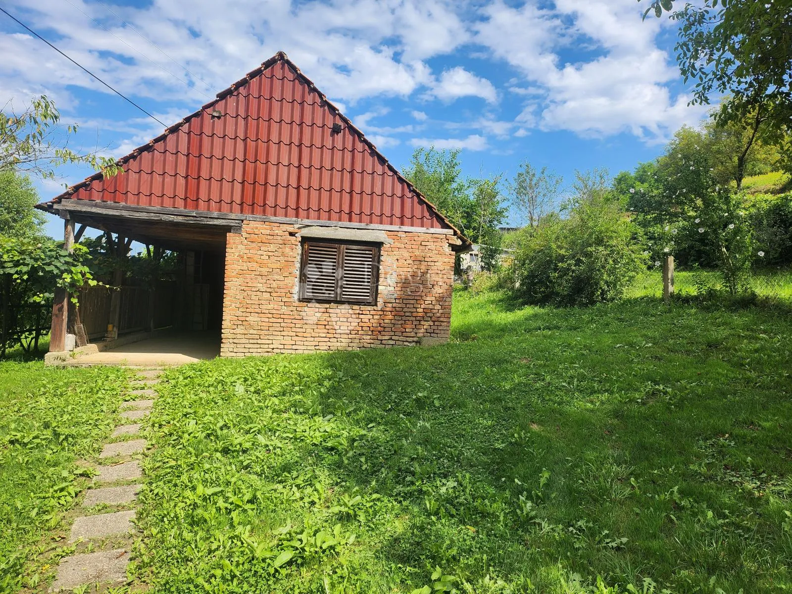 kuća sa pomoćnim objektom i 7.438m² okućnice 4 min od krapinskih toplica! - slika 11