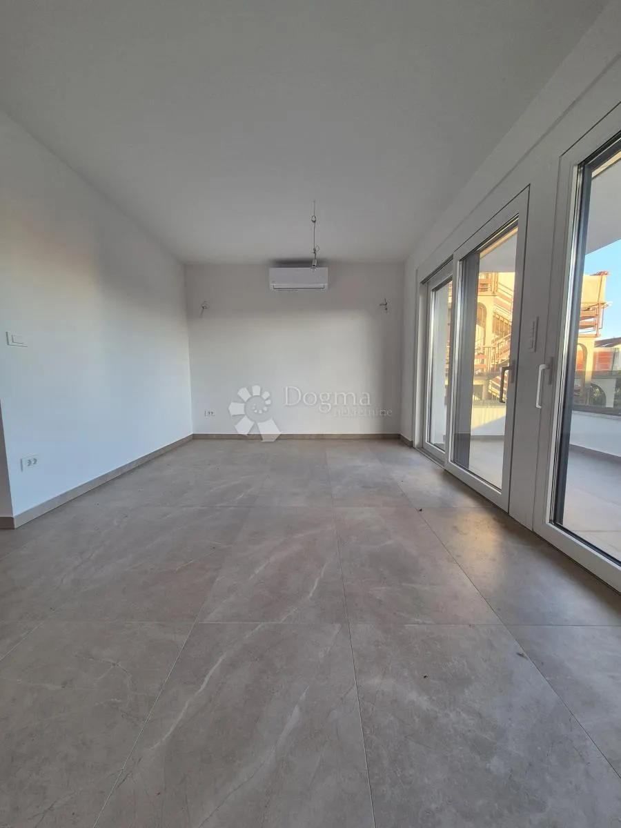 luksuzni app u novogradnji 152m2 s bazenom i okućnicom 180m2 - slika 9