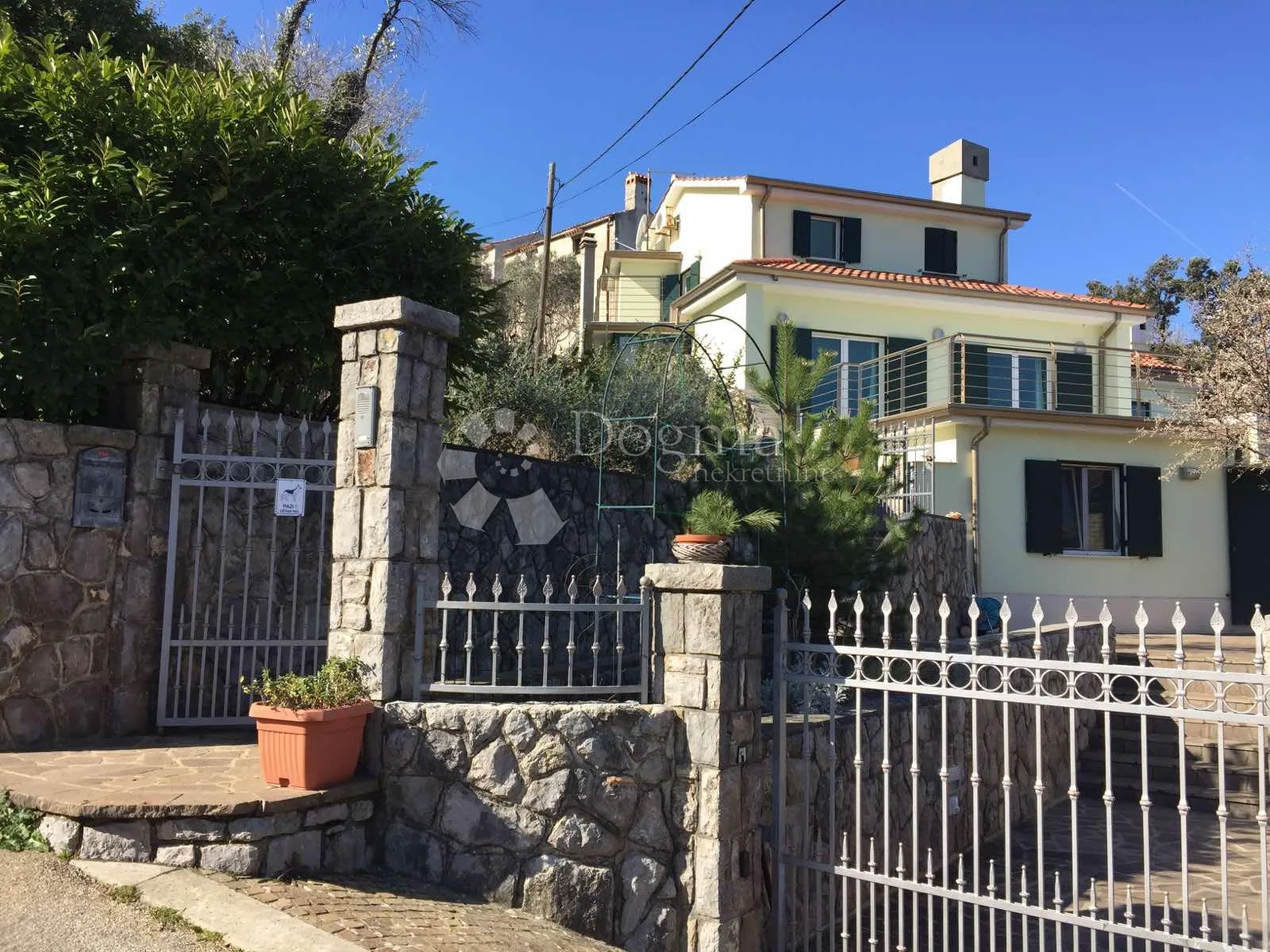 cres - prekrasna vila u mjestu valun - slika 2