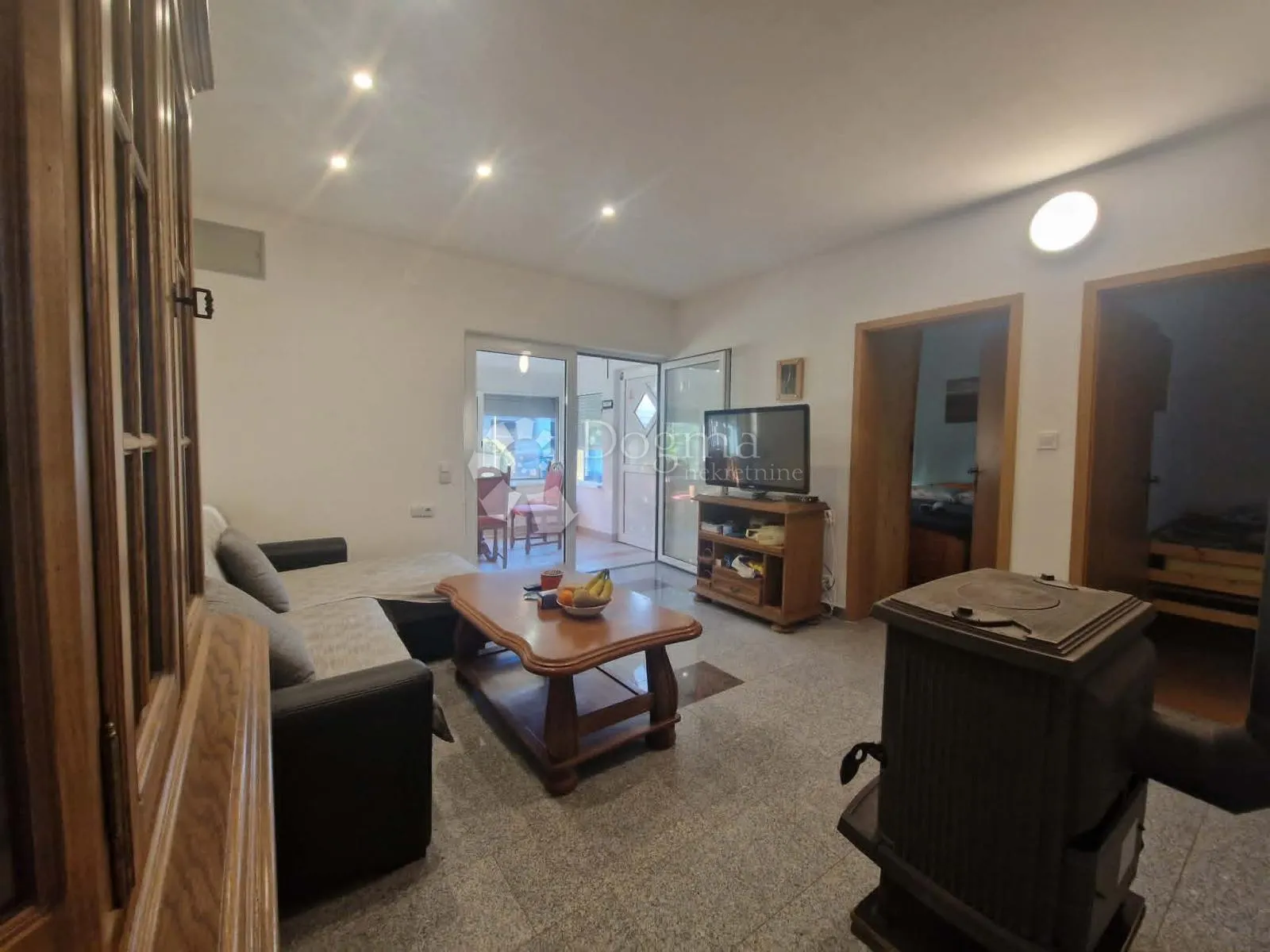 vrsi - zukve - apartmanska kuća u blizini mora - slika 29