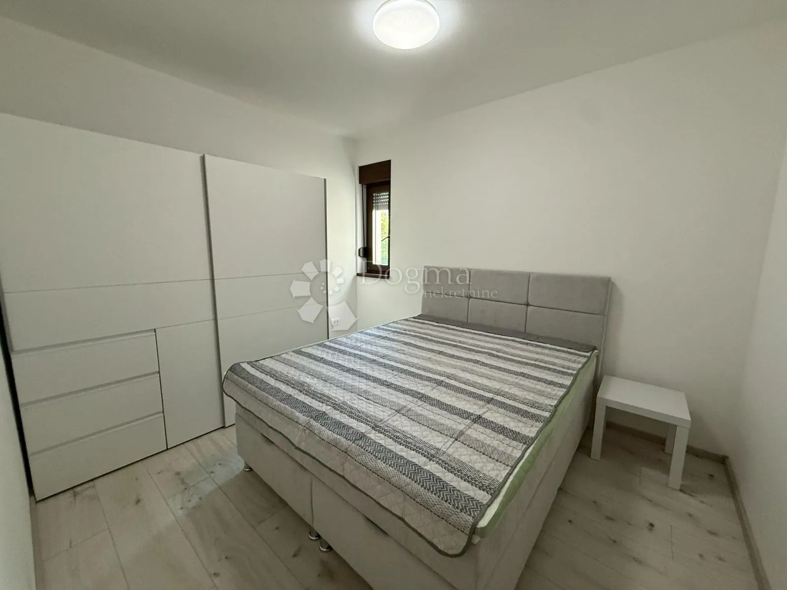elegantan trosoban stan u prizemlju za najam u varaždinu - slika 5
