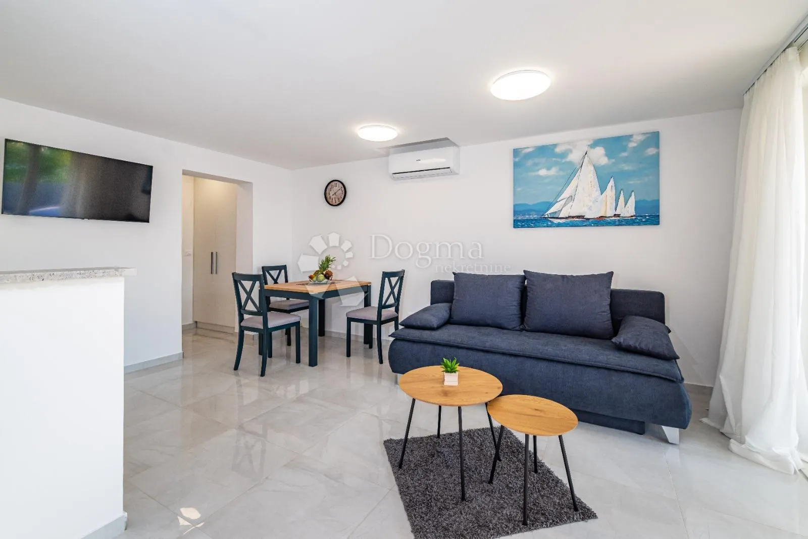 kuća s bazenom i pogledom na more – novigrad - slika 4
