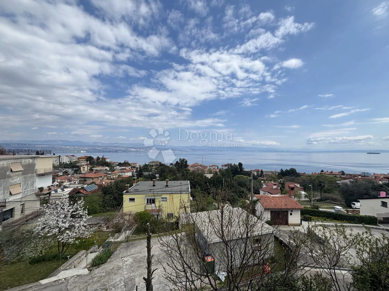 lovran, centar, kuća s apartmanima, 690m2 - slika 15