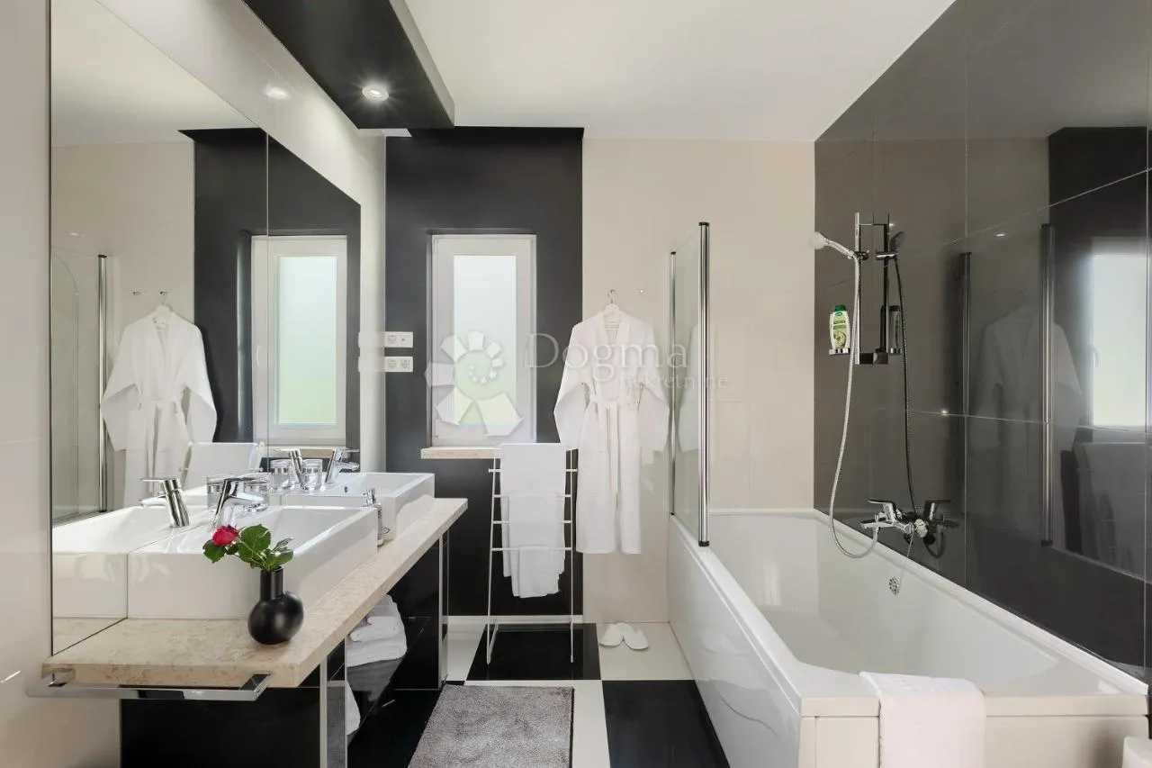 vila sa vlastitim wellness centrom u rovinju - slika 46