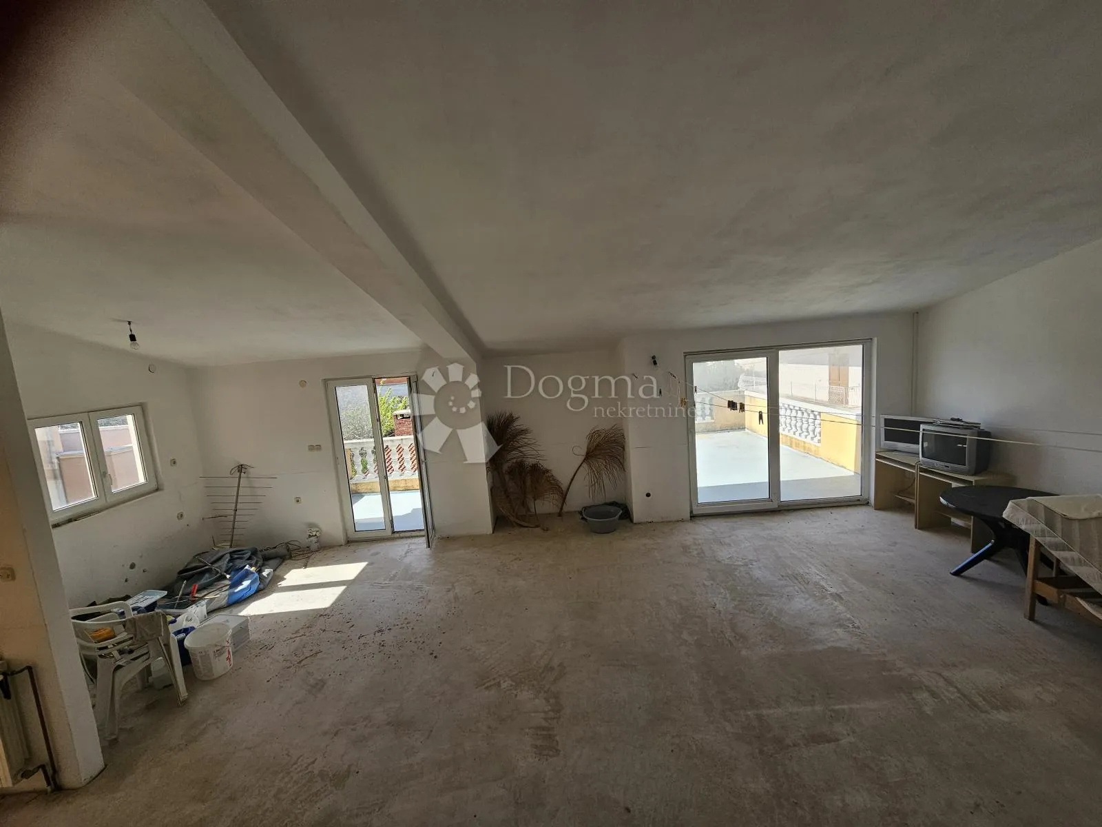 apartmanska kuća u pakoštanima - slika 46