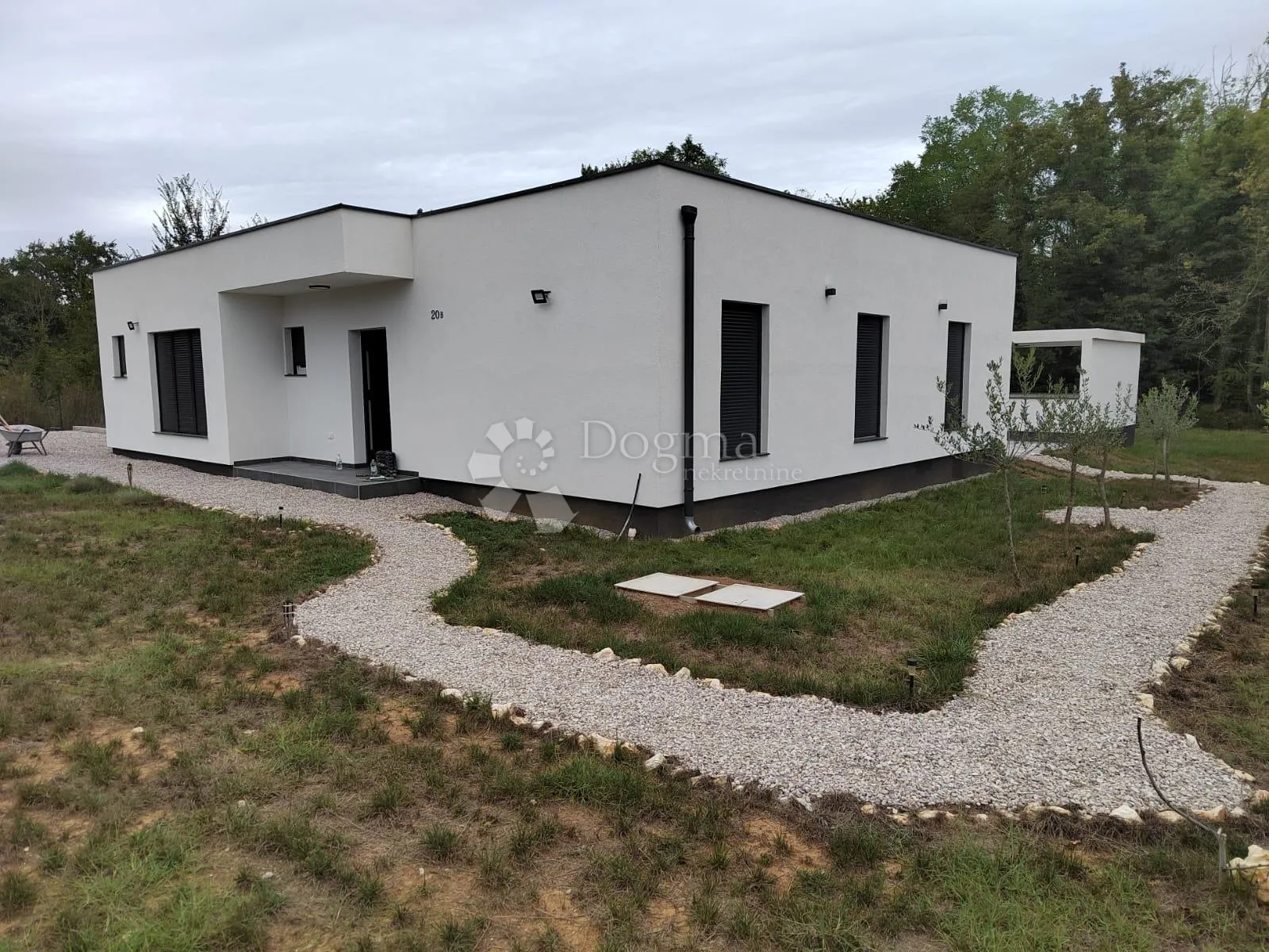 raritet u ponudi: nova vila s bazenom - slika 2