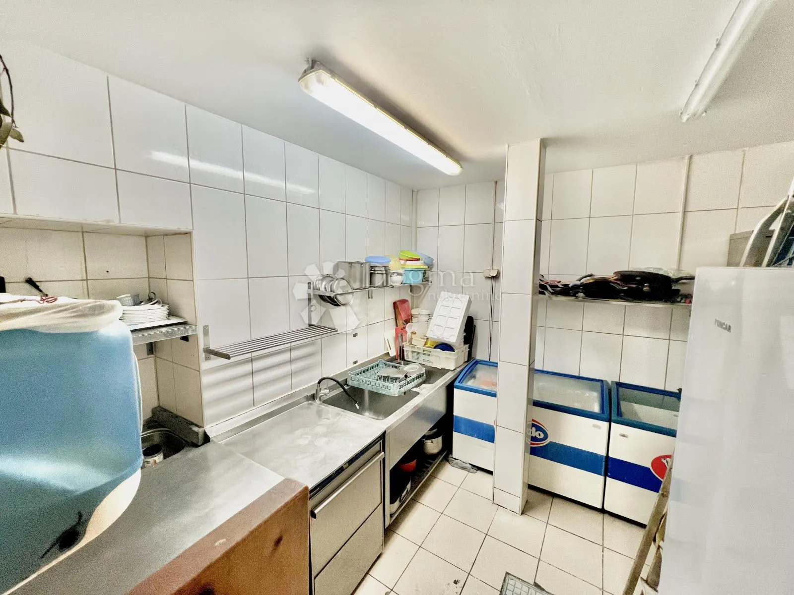 uhodan posao u centru crikvenice - slika 12
