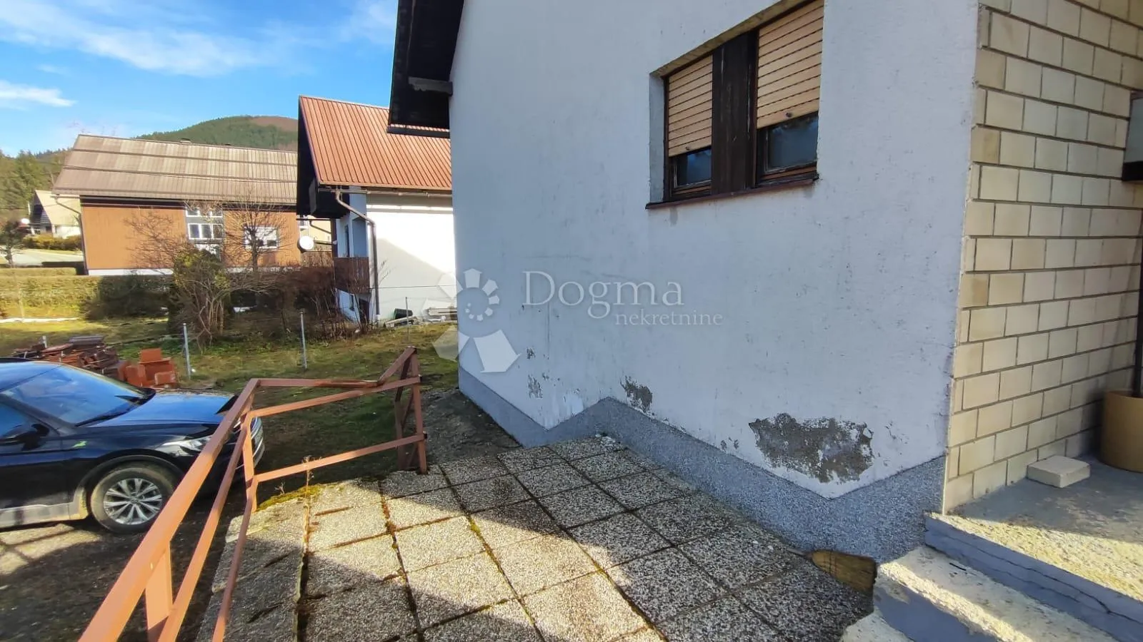 kuća na najboljoj poziciji sa projektom za stambeno poslovni objekt - slika 7