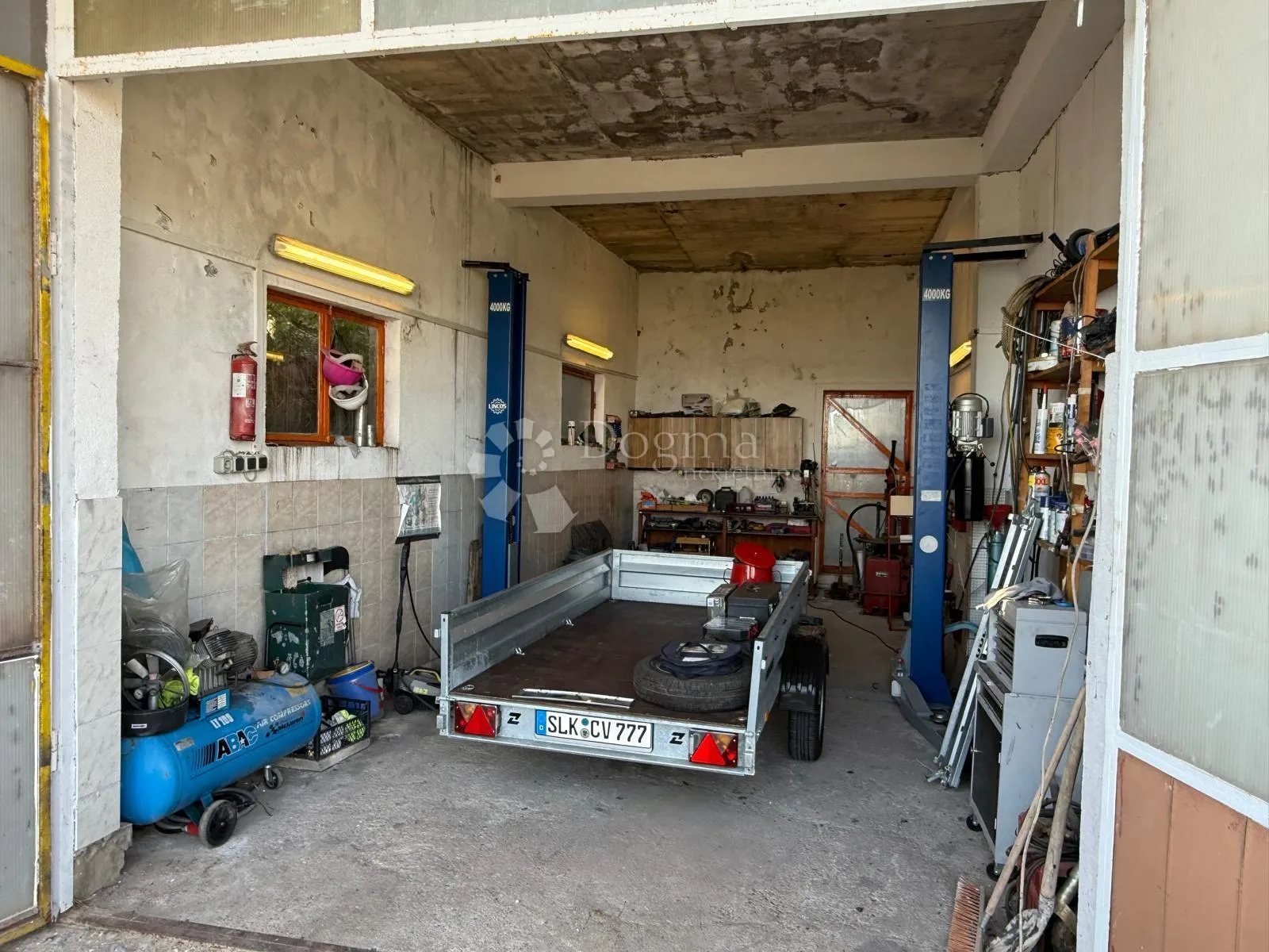 kuća s panoramskim pogledom na more i velebit 300m2 - slika 33