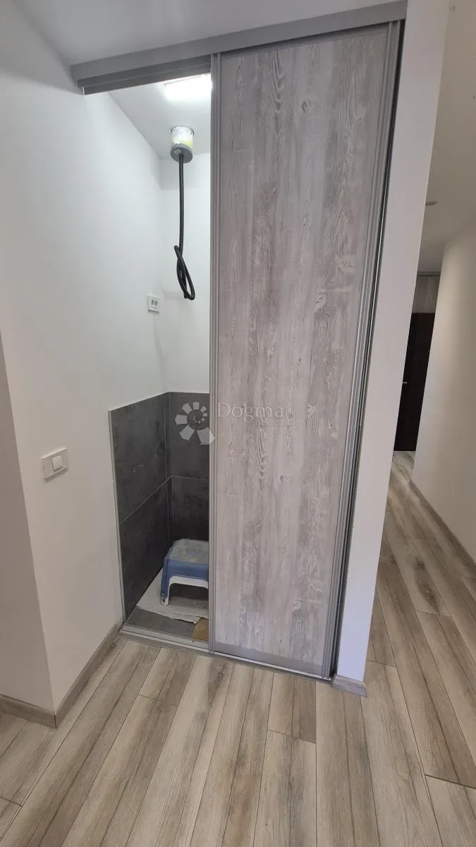 dvosobni stan u centru pule površine 72,83 m2 - slika 4
