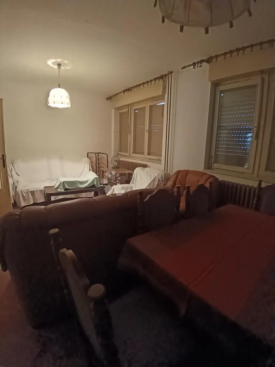 prostrana katnica u belom manastiru – spremna za život! - slika 26