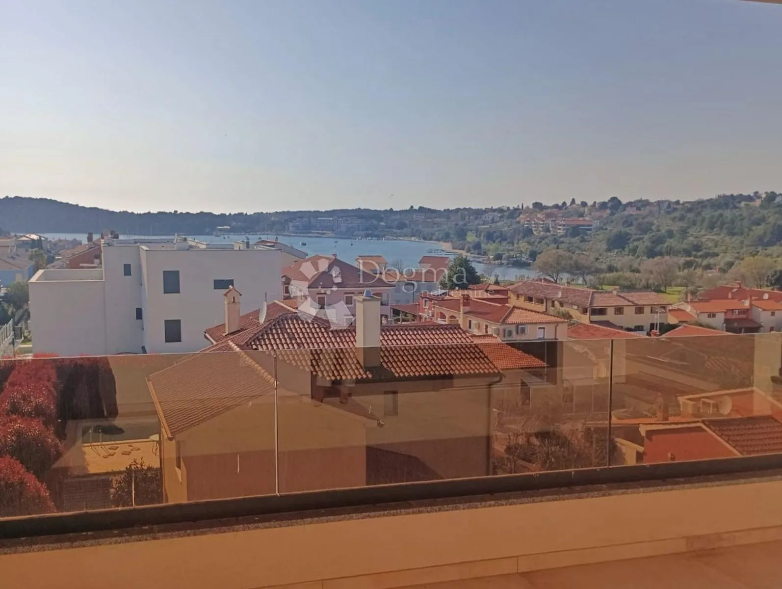prekrasni penthouse s velikom terasom i pogledom na more! garaža! - slika 4