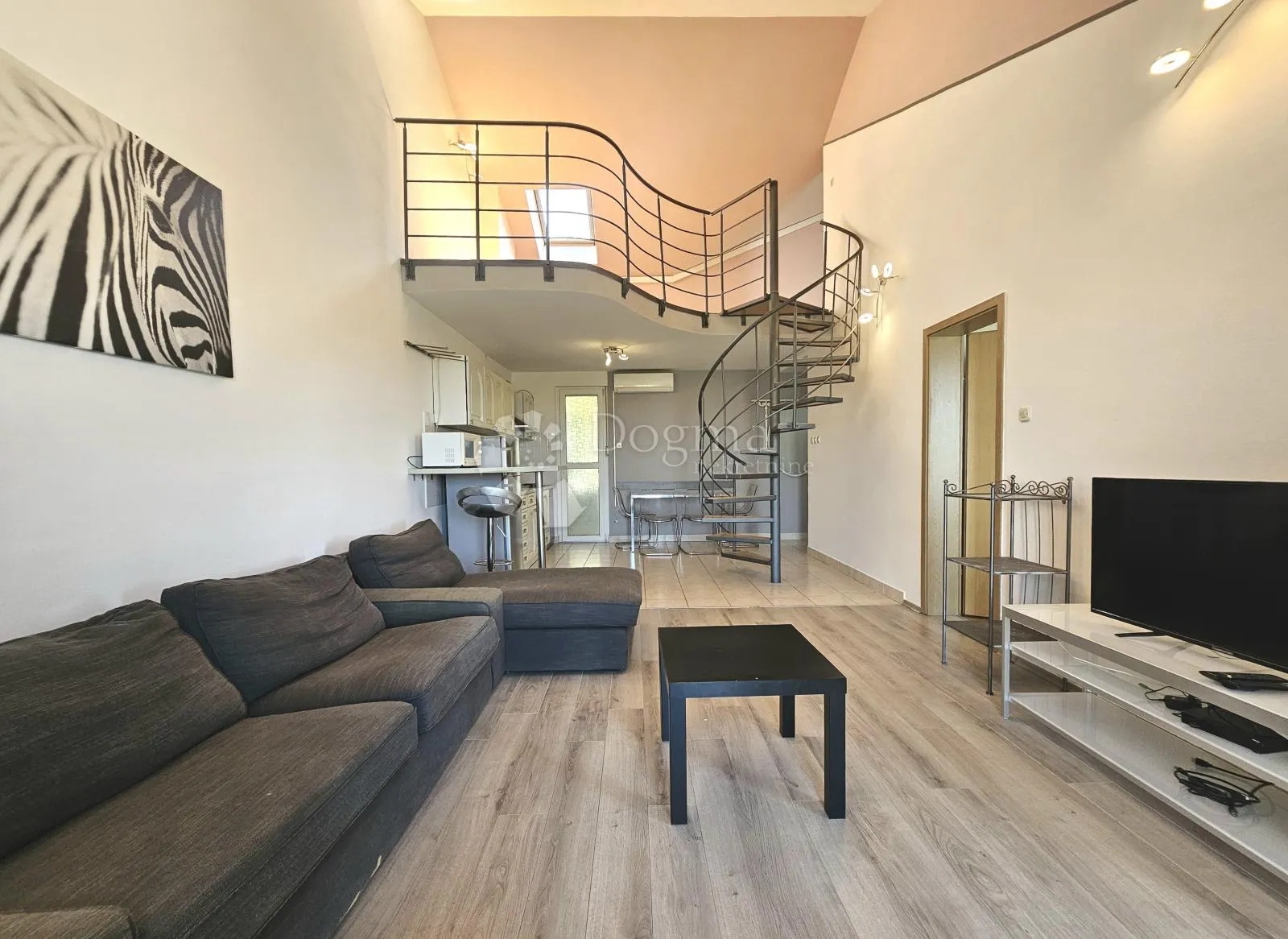 2SS+DB, pogled more, centar - Umag
