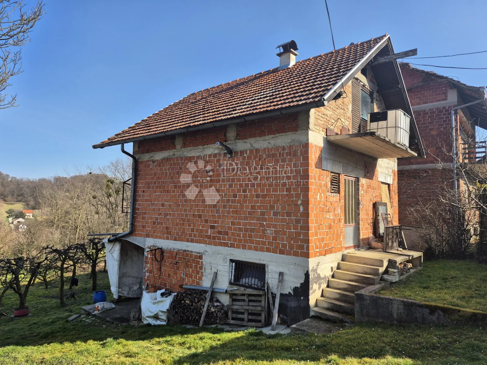 vikendica ili kuća za život u čretu kraj krapinskih toplica – moguća kupnja na kredit! - slika 22