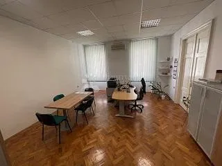 na samo par koraka do korza prodajemo stan od 112.25m2 - slika 5