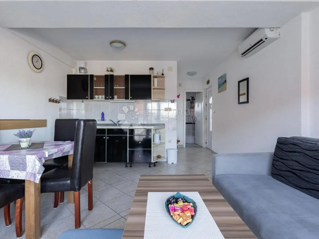 rogoznica – apartmanska kuća s 7 jedinica i velikim investicijskim potencijalom - slika 6