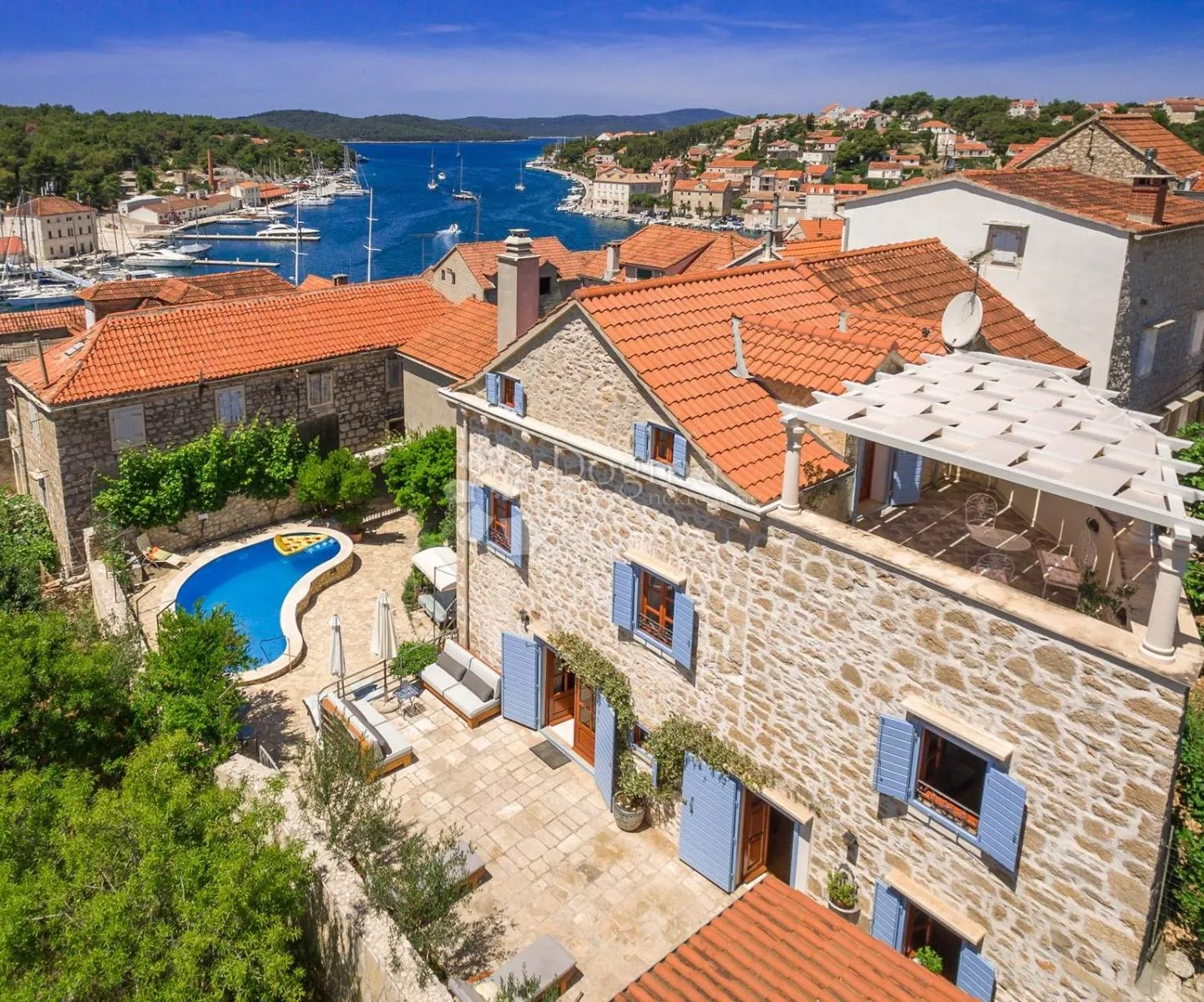 predivna kamena vila- milna, brač - slika 2