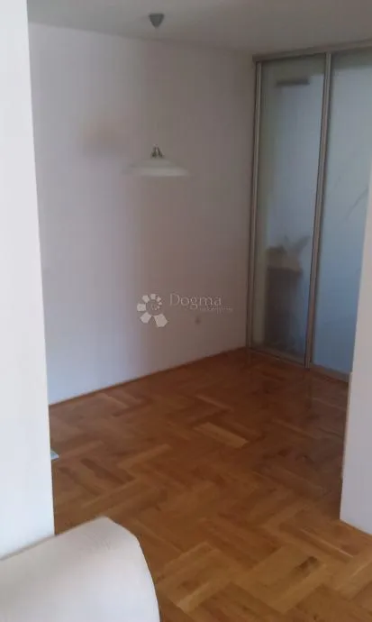 dugave - najam , izvrstan stan sa garažom - slika 8