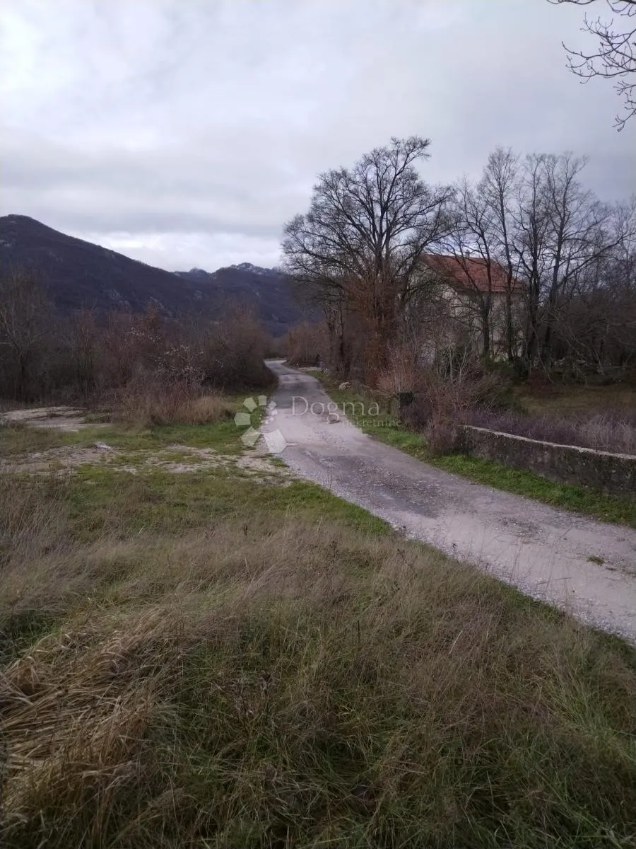 kuća s potencijalom u srcu netaknute prirode - grab (gračac), blizina cerovačkih špilja - slika 6